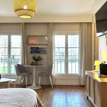 Le Nid De Notre-dame - Parking Le Havre