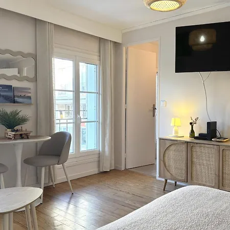 Le Nid De Notre-dame - Parking Apartmán